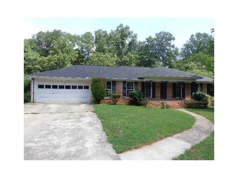 400 Barbashela Drive, Stone Mountain, GA 30088 — most recent listing photo