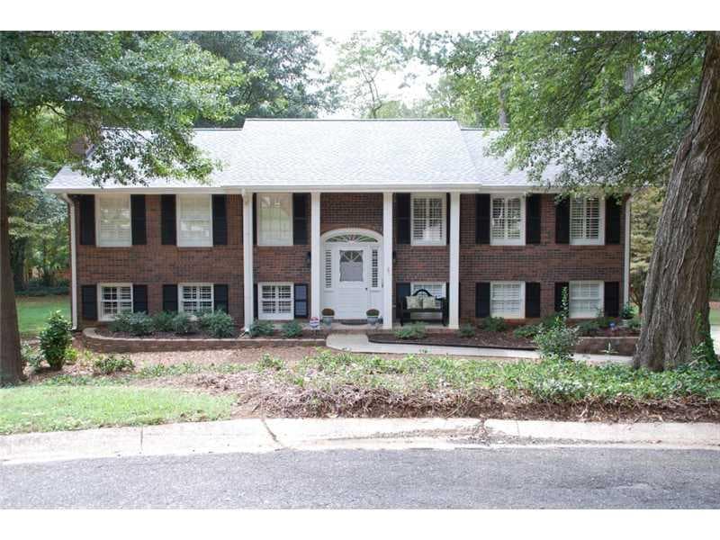160 Corinth Court, Roswell, GA 30075 — most recent listing photo