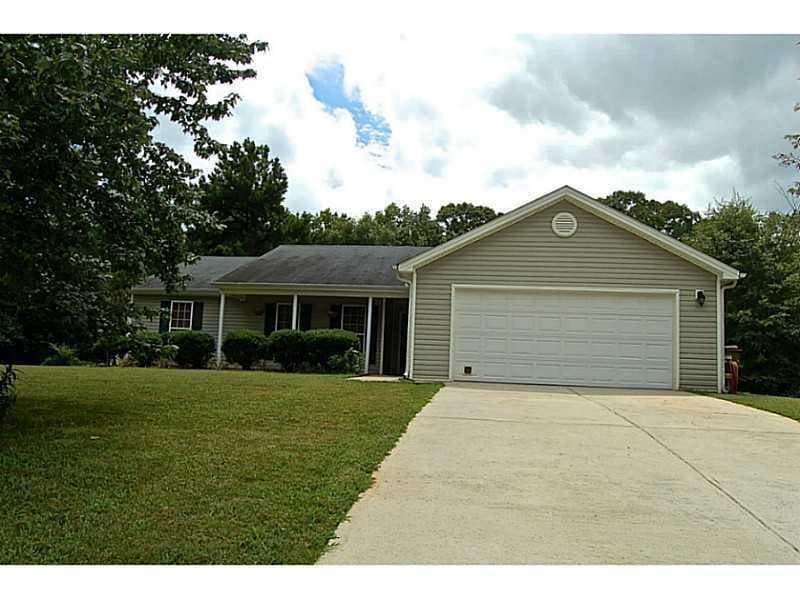 3 bedroom single family residence sold at 304 Seminole Circle, Statham, GA 30666