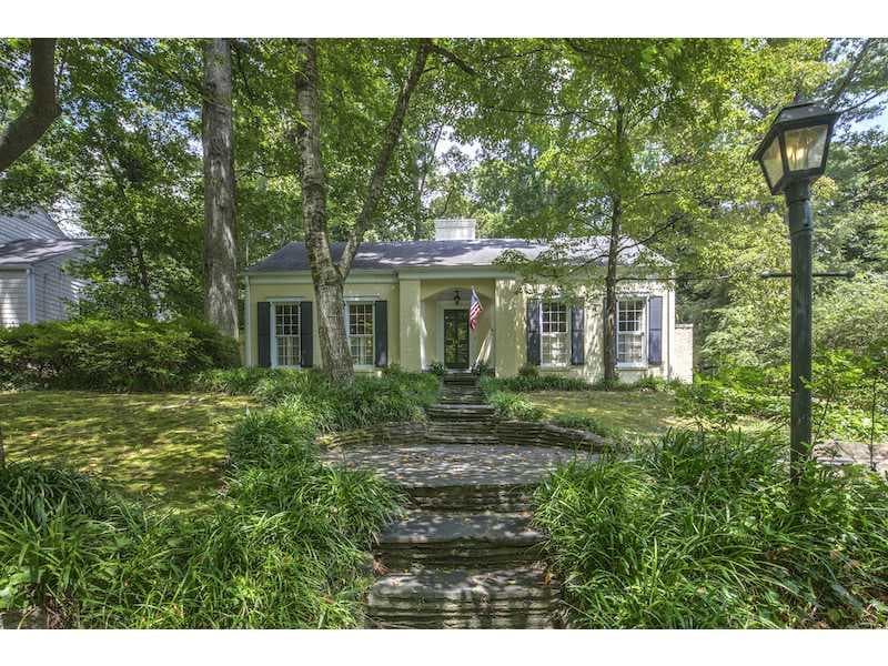 4 bedroom, 2,685 sq ft single family residence sold at 551 Spring Valley Road, Atlanta, GA 30318
