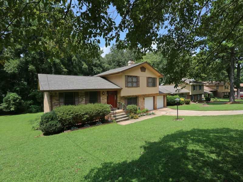 4 bedroom, 2,106 sq ft single family residence sold at 2217 Chevy Chase Lane, Decatur, GA 30032