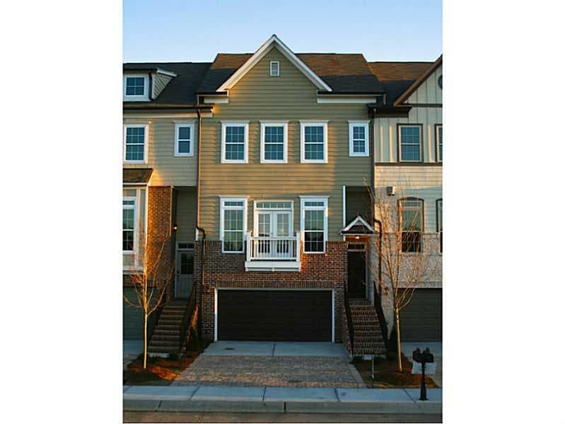 3 bedroom, 2,444 sq ft townhouse sold at 2141 Old Georgian Terrace 271, Atlanta, GA 30318