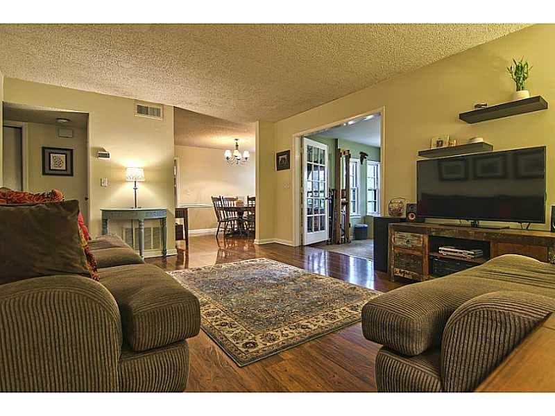 2 bedroom, 1,273 sq ft condominium sold at 170 Barone Place -, Atlanta, GA 30327