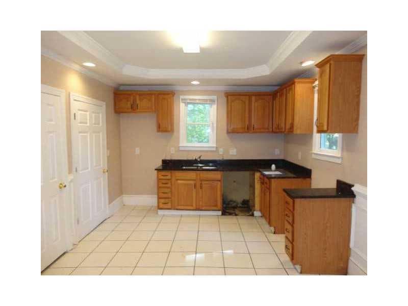 3 bedroom, 1,120 sq ft single family residence sold at 1532 Pineview Terrace, Atlanta, GA 30311