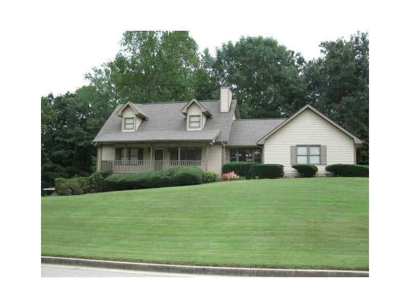 4 bedroom, 2,000 sq ft single family residence sold at 1537 Thornwood Drive, Jonesboro, GA 30236