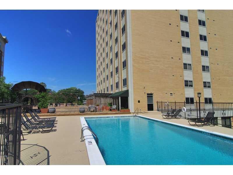 2285 Peachtree Road 1201, Atlanta, GA 30309 — most recent listing photo