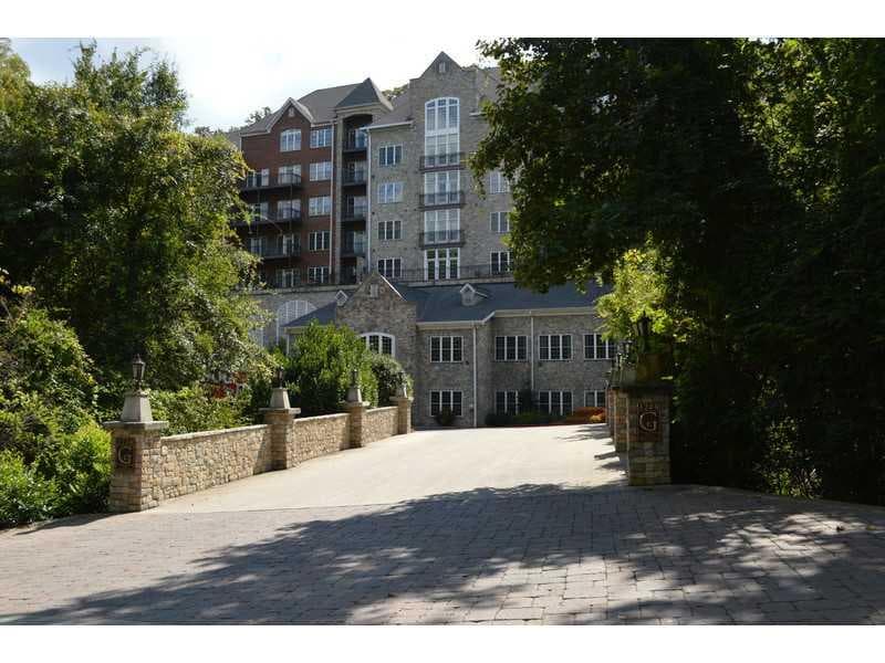 3 bedroom, 4,118 sq ft condominium sold at 3280 Stillhouse Lane 404, Atlanta, GA 30339