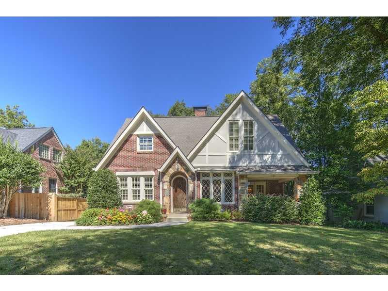 5 bedroom, 5,136 sq ft single family residence sold at 1124 Reeder Circle, Atlanta, GA 30306