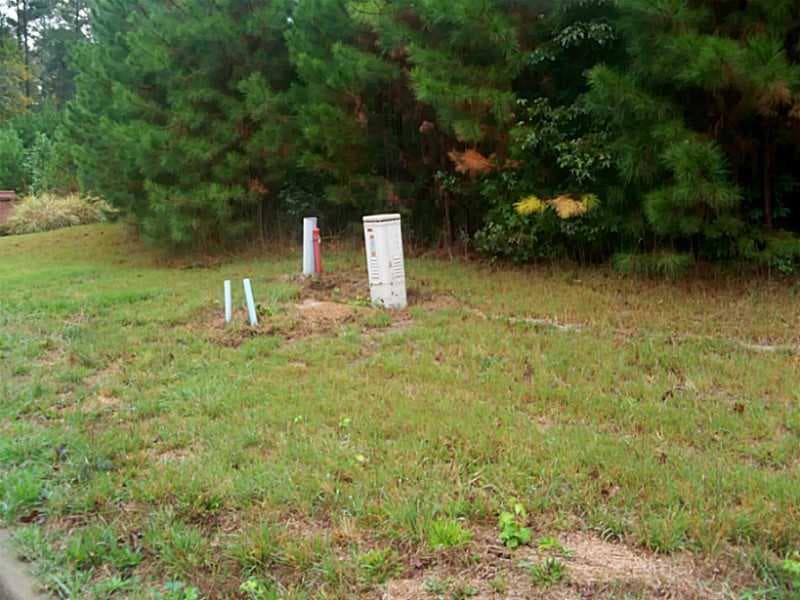 single family residence sold at 5268 Brookhollow Drive, Douglasville, GA 30135