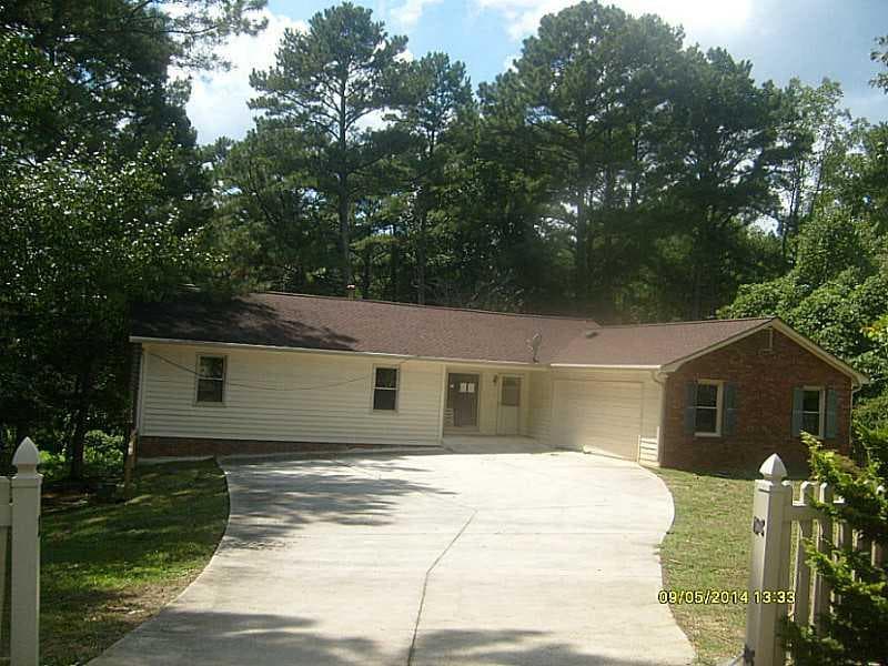 4035 Huddersfield Drive, Snellville, GA 30039 — most recent listing photo