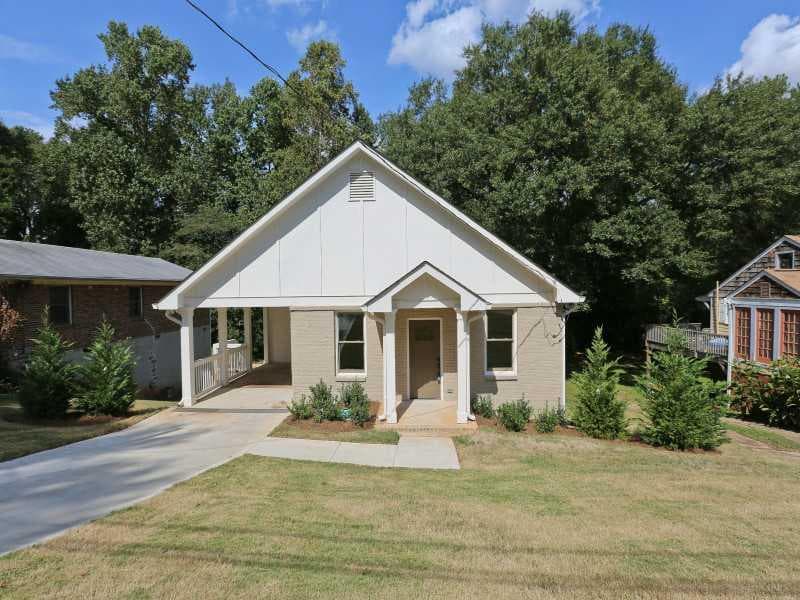 3 bedroom, 1,025 sq ft single family residence sold at 1690 Braeburn Drive, Atlanta, GA 30316