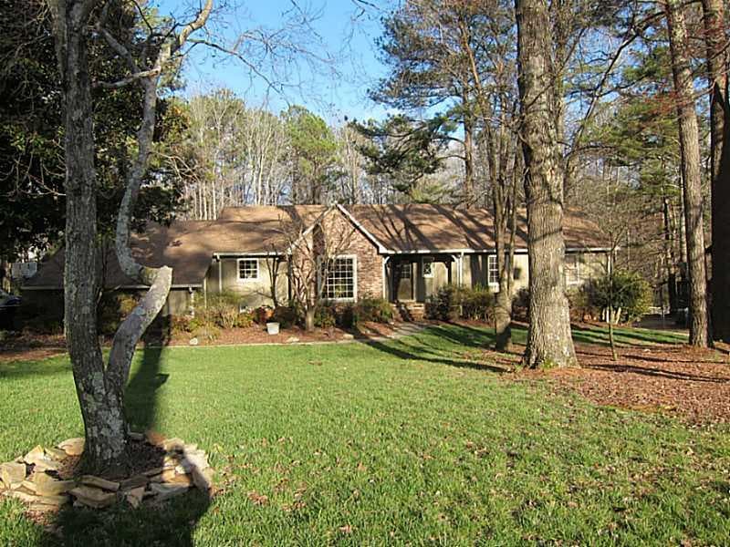 4 bedroom, 3,107 sq ft single family residence sold at 608 Caisson Drive, Marietta, GA 30064