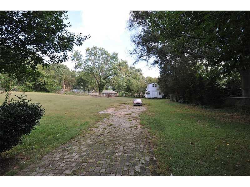 single family residence sold at 2066 Swazey Drive, Decatur, GA 30032