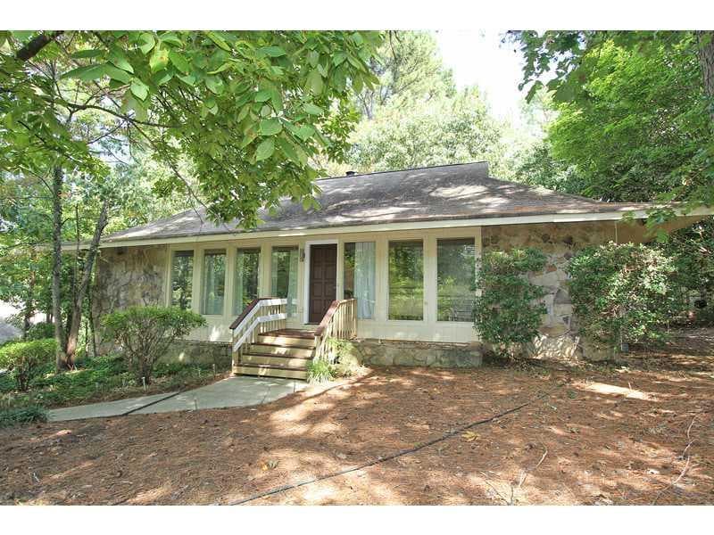 5 bedroom single family residence sold at 215 Tawneywood Way, Alpharetta, GA 30022
