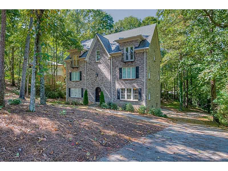 330 Tigris Way, Alpharetta, GA 30022 — most recent listing photo