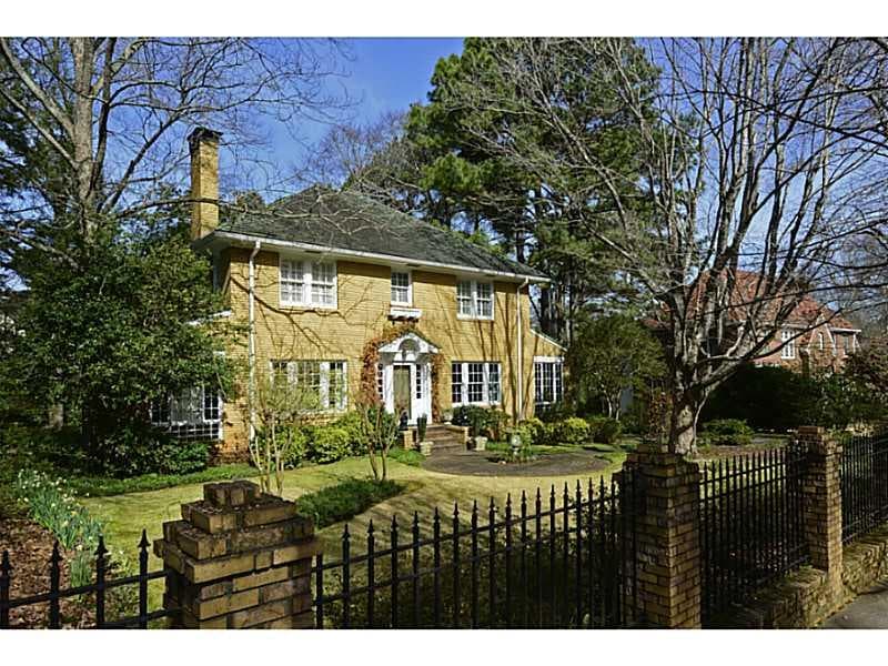 3 bedroom, 2,997 sq ft single family residence sold at 1154 NE Oakdale Road, Atlanta, GA 30307