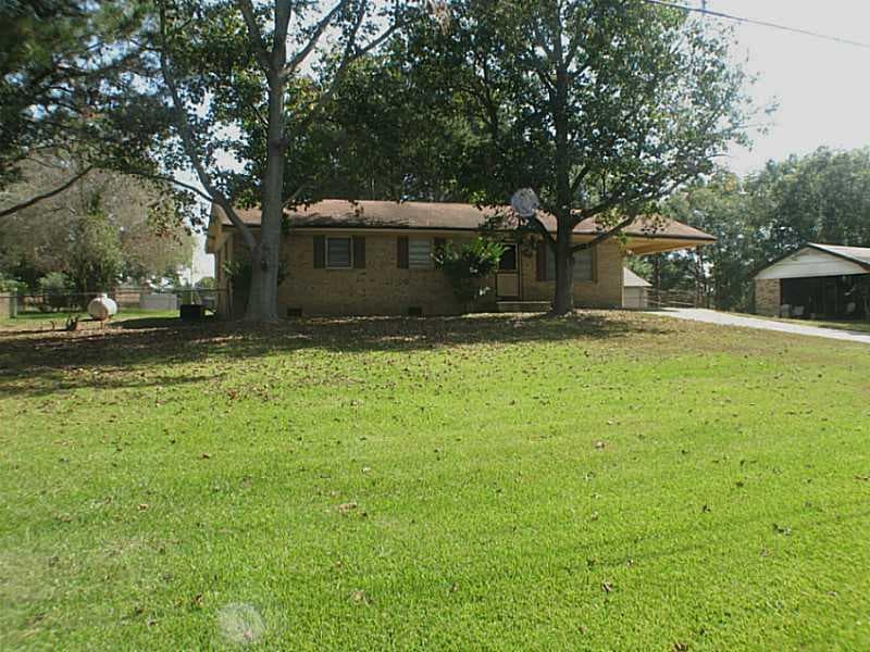 3 bedroom single family residence sold at 4551 Ridgeview Drive, Powder Springs, GA 30127