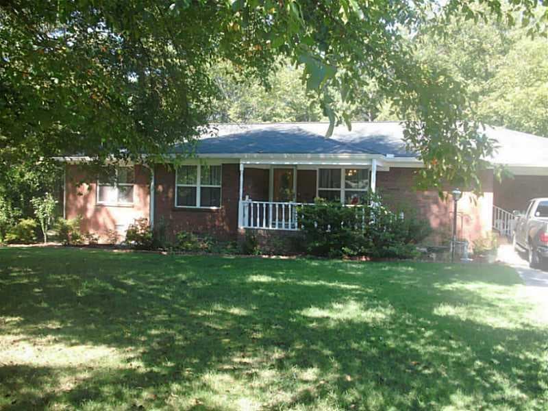 3 bedroom, 1,829 sq ft single family residence sold at 411 Knollwood Avenue, Bremen, GA 30110