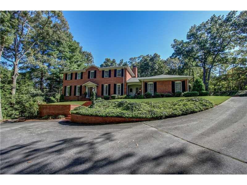 5 bedroom, 3,820 sq ft single family residence sold at 1812 VALLEY Road, Gainesville, GA 30501