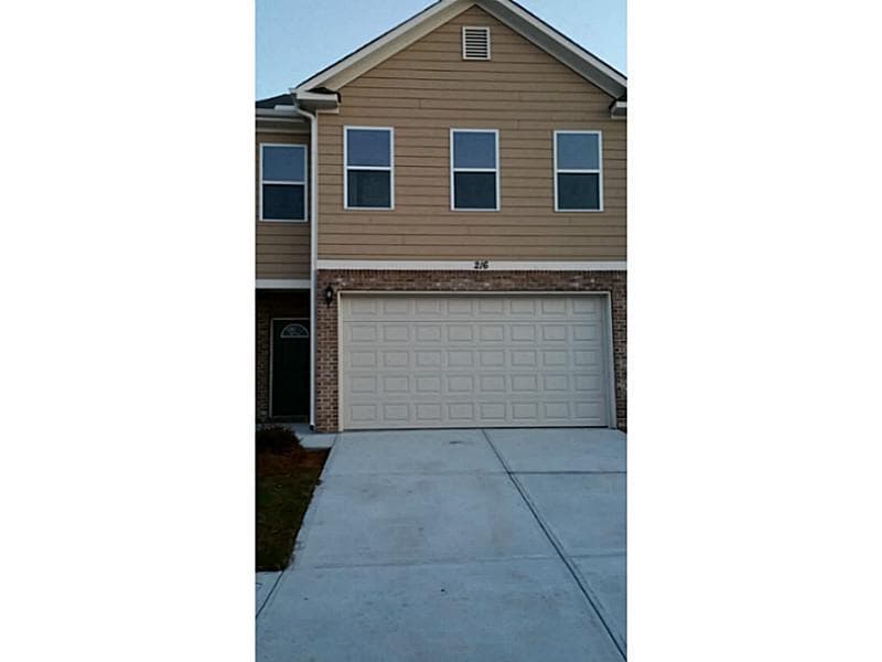 3 bedroom townhouse sold at 216 Oakland Hills Way 216, Lawrenceville, GA 30044