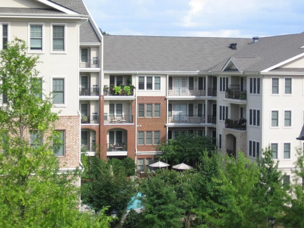 2 bedroom, 1,730 sq ft condominium sold at 3621 Vinings Slope 1139, Atlanta, GA 30339