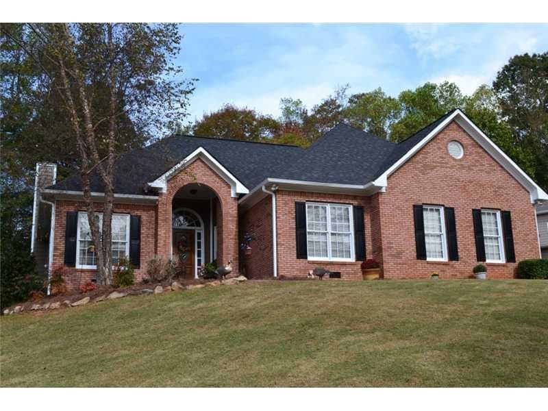 3 bedroom, 2,344 sq ft single family residence sold at 1020 Olde Canter Court, Marietta, GA 30064