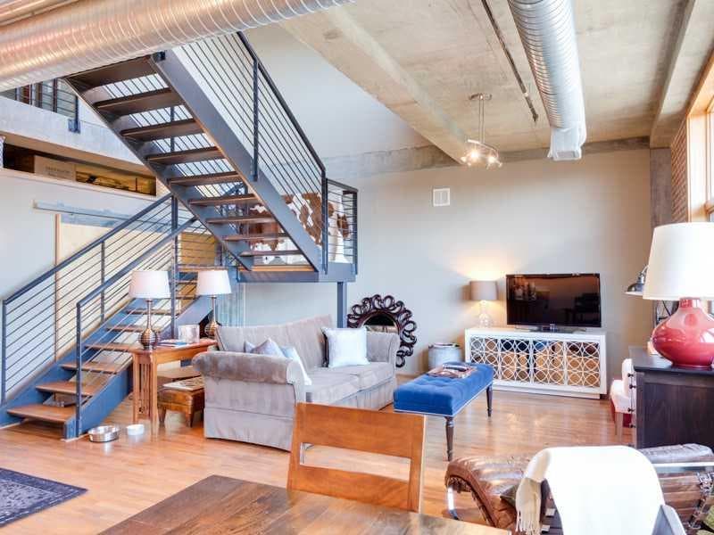 2 bedroom, 1,327 sq ft condominium sold at 640 Glen Iris Drive 612, Atlanta, GA 30308