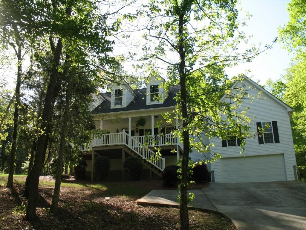 5471 Southern Drive, Villa Rica, GA 30180 — most recent listing photo