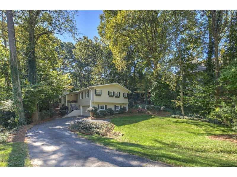 3 bedroom, 1,719 sq ft single family residence sold at 2925 Westminster Circle, Atlanta, GA 30327