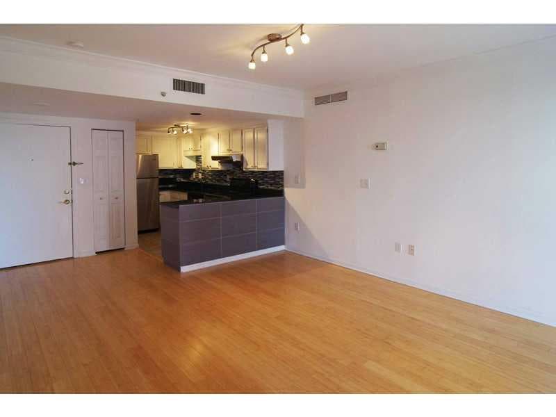 2 bedroom, 919 sq ft condominium sold at 199 14th Street 2010, Atlanta, GA 30309