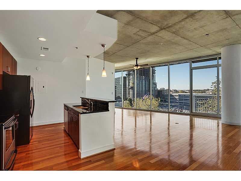 2 bedroom, 1,260 sq ft condominium sold at 950 W Peachtree Street 912, Atlanta, GA 30309