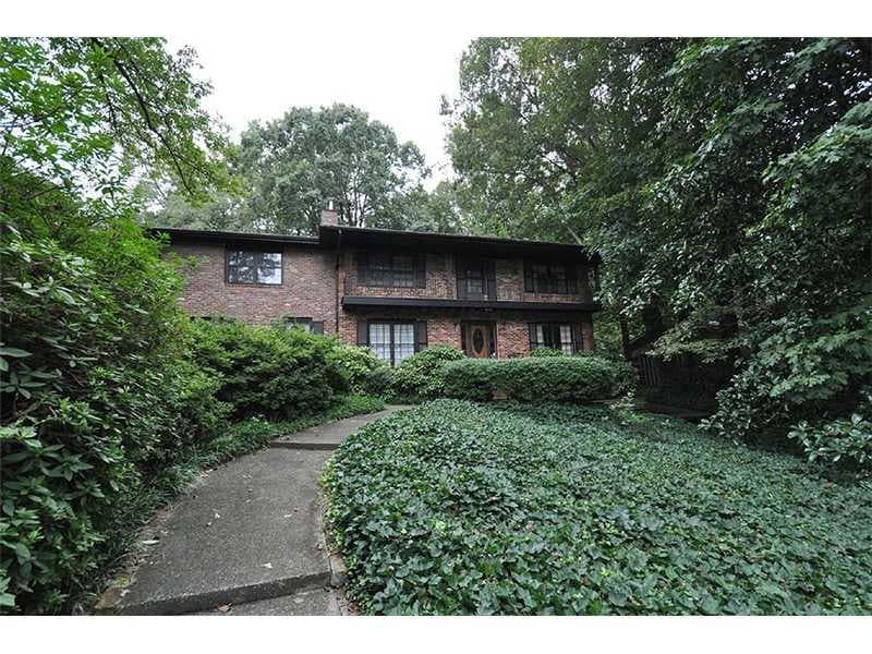 3 bedroom, 2,792 sq ft single family residence sold at 2905 Greenbrook Way, Atlanta, GA 30345