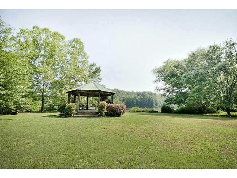 single family residence sold at 00 Thrush Drive, Roswell, GA 30075