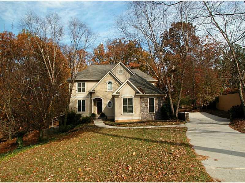 7045 Bavarian Wood Place, Buford, GA 30518 — most recent listing photo
