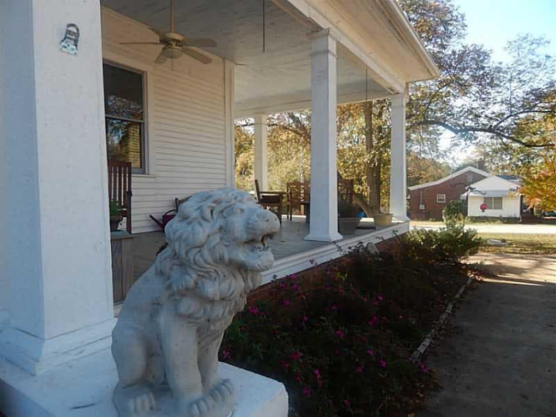 5 bedroom single family residence sold at 294 Shankle Heights Drive, Commerce, GA 30529