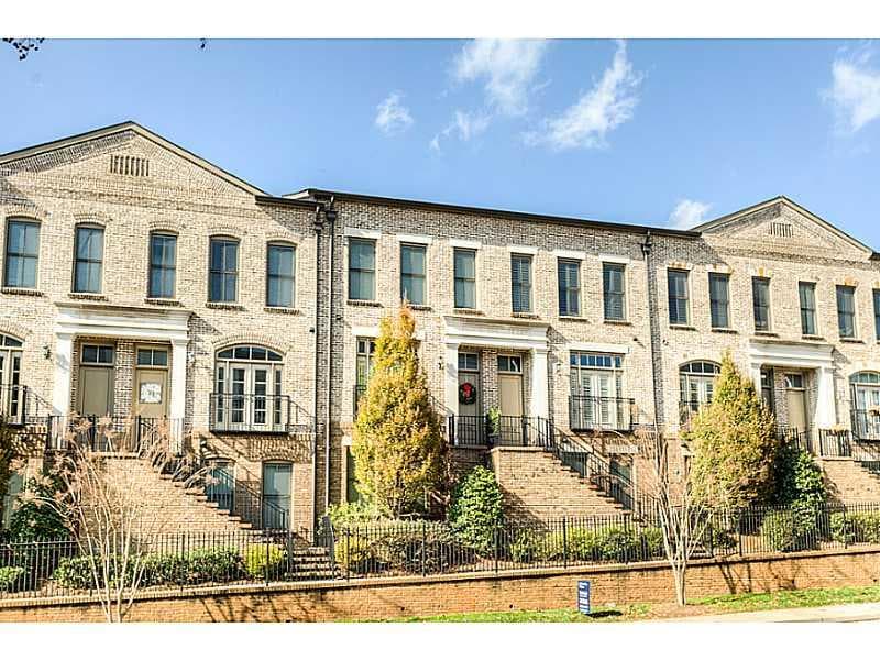 3 bedroom, 2,348 sq ft townhouse sold at 3574 Roswell Road 3574, Atlanta, GA 30305
