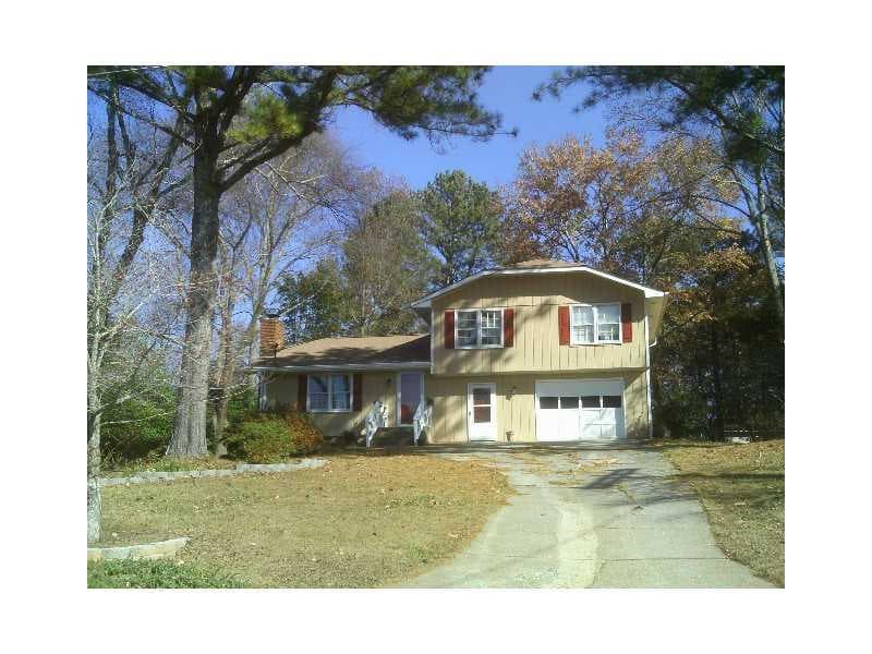 3 bedroom single family residence sold at 2368 Three Bars Drive, Snellville, GA 30078