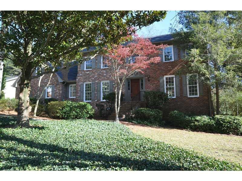 6810 Hunters Trace Circle, Atlanta, GA 30328 — most recent listing photo