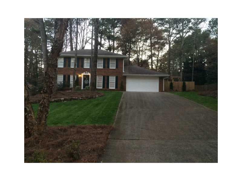 9770 Lake Forest Way, Roswell, GA 30076 — most recent listing photo