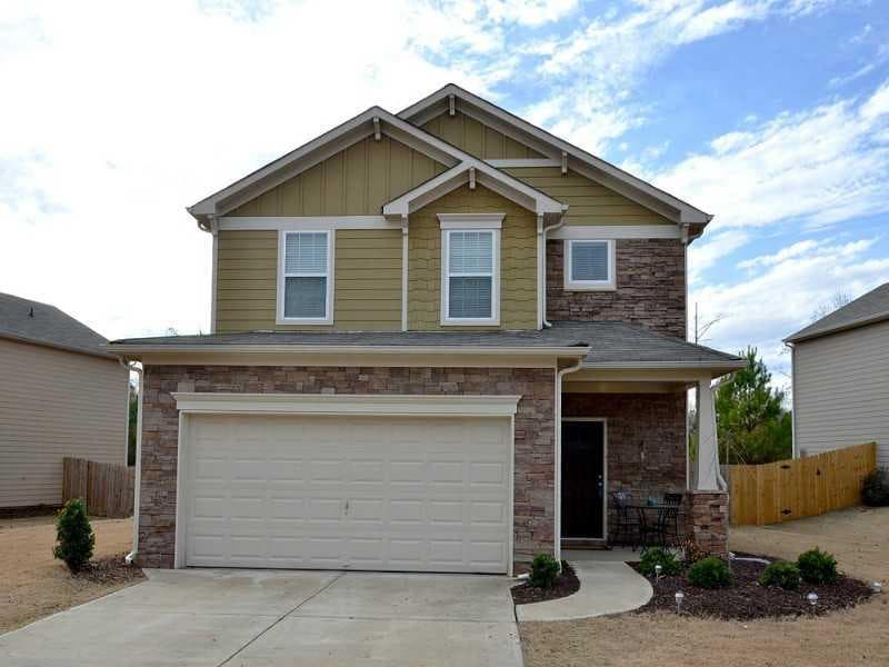 4 bedroom, 2,392 sq ft single family residence sold at 6524 Barker Station Walk, Sugar Hill, GA 30518