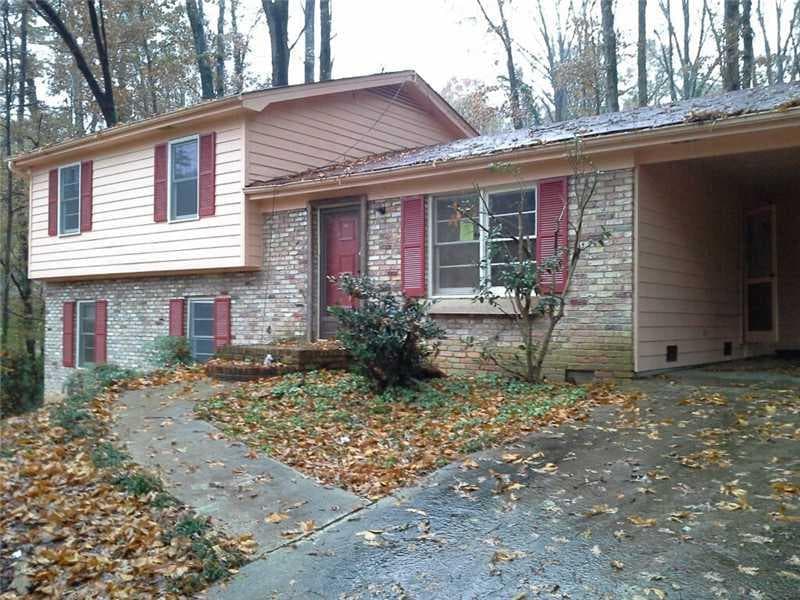 3 bedroom, 1,129 sq ft single family residence sold at 478 DERBYSHIRE Drive, Stone Mountain, GA 30088