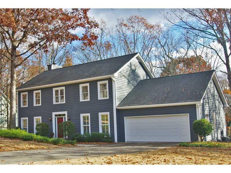 4 bedroom, 3,148 sq ft single family residence sold at 494 W Spalding Drive, Atlanta, GA 30328