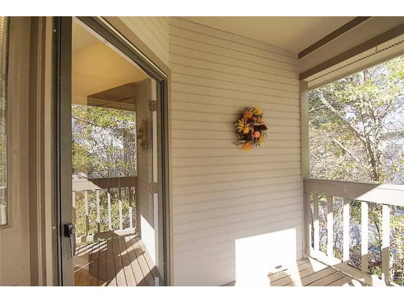 8203 Fairview Bluff 8203, Alpharetta, GA 30022 — most recent listing photo