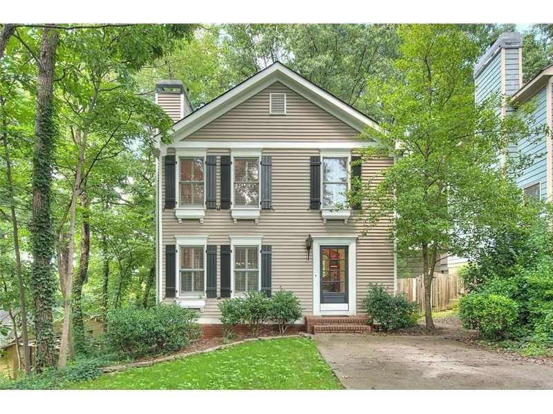 2 bedroom, 1,150 sq ft single family residence sold at 1925 Woodland Hills Avenue, Atlanta, GA 30318