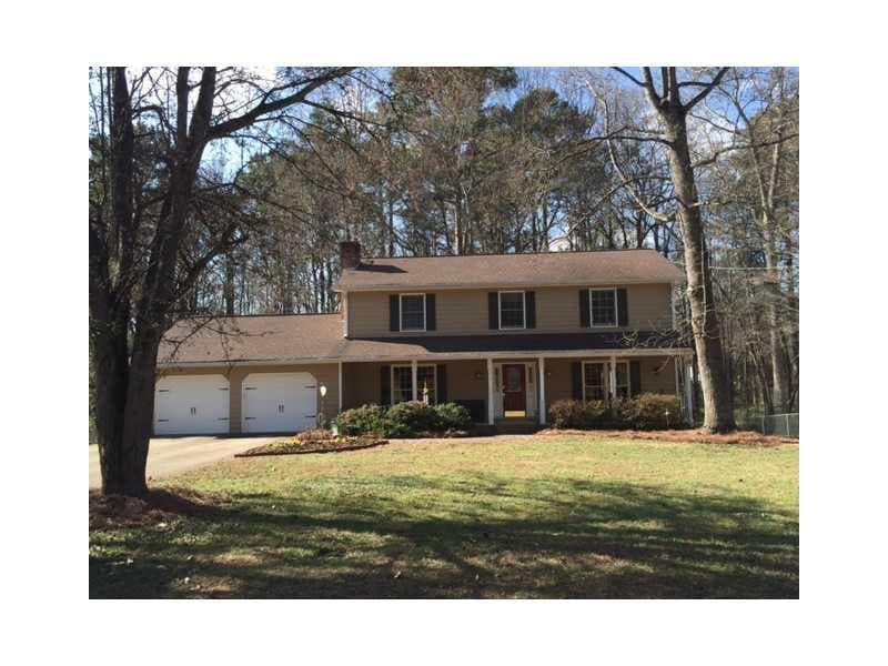 5 bedroom single family residence sold at 1489 Hickory Lane, Lilburn, GA 30047