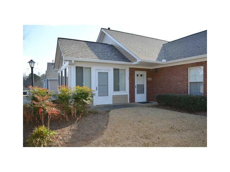 2132 Carefree Circle 10, Marietta, GA 30062 — most recent listing photo