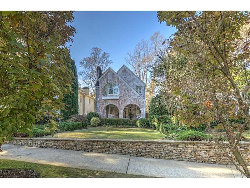 4 bedroom single family residence sold at 1384 N Morningside Drive, Atlanta, GA 30306