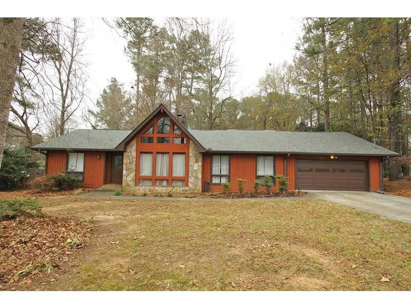 3 bedroom, 2,003 sq ft single family residence sold at 1934 Poplar Ridge, Lawrenceville, GA 30044