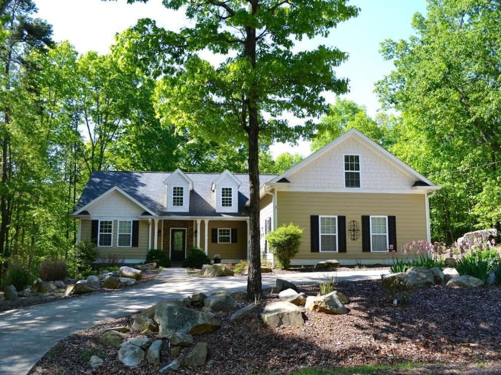194 Ridgewood Drive, Waleska, GA 30183 — most recent listing photo