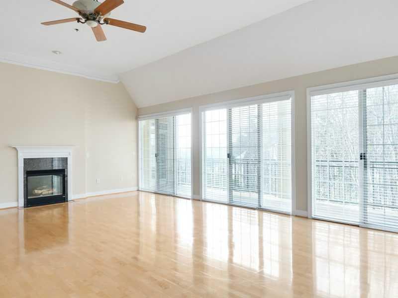 3 bedroom, 2,420 sq ft condominium sold at 3101 Howell Mill Road 309, Atlanta, GA 30327